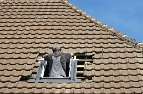 Pose de velux - Marigny-le-Châtel